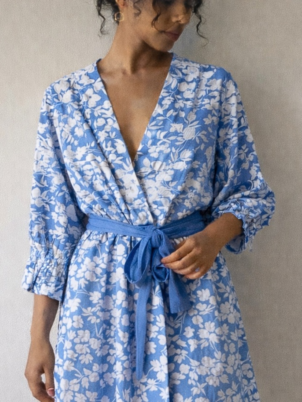 Lake Blue Floral Wrap Robe Dress Size Small Cottagecore Prairie Coquette